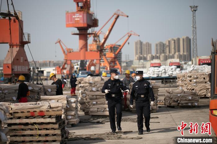 辽宁大连：海港口岸对俄贸易实现大幅增长